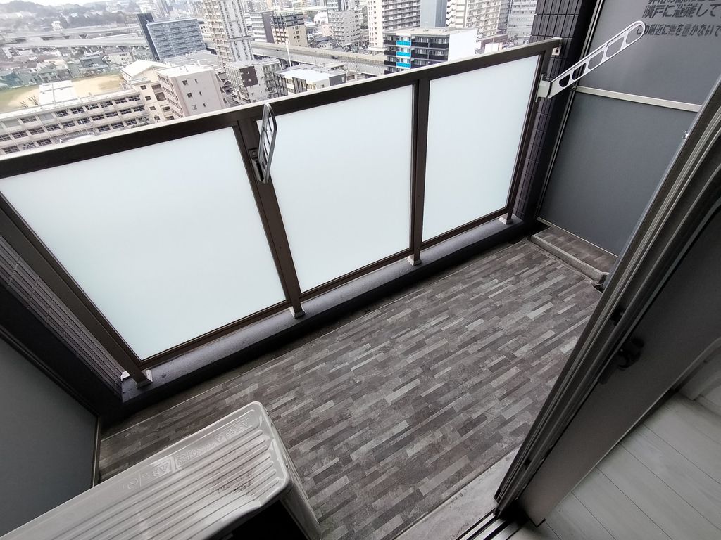 バルコニー　バルコニー