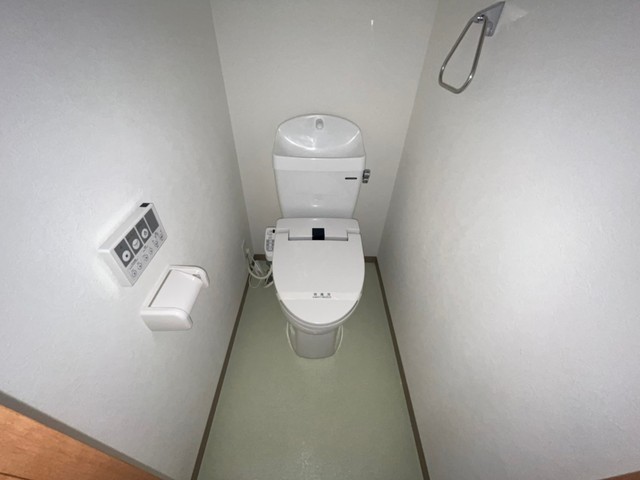 トイレ　別号室の写真