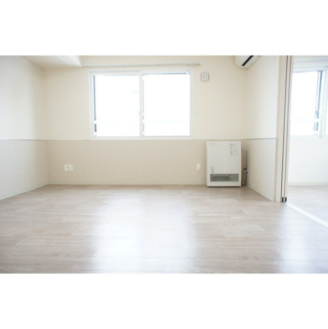 居室・リビング　使いやすい間取りのリビング♪