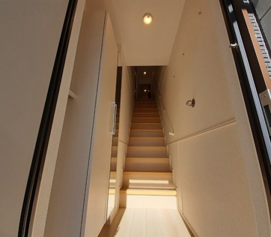 玄関　収納もある玄関です