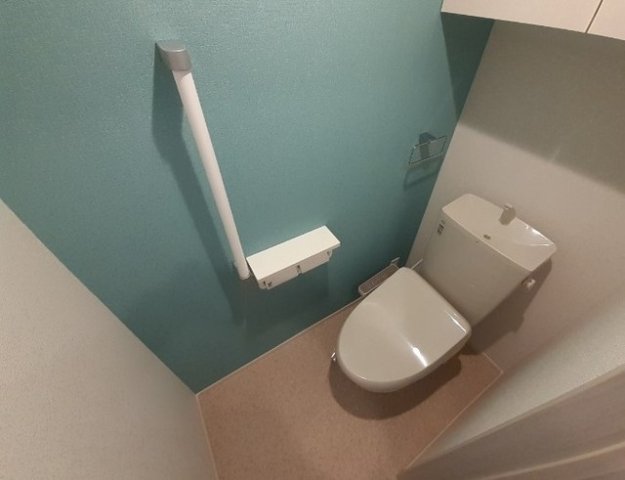 トイレ　ゆったりとした空間のトイレです