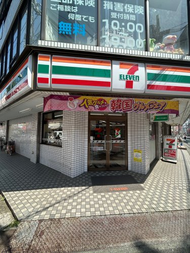 コンビニ　セブンイレブン 越谷駅東口店（コンビニ）まで412m