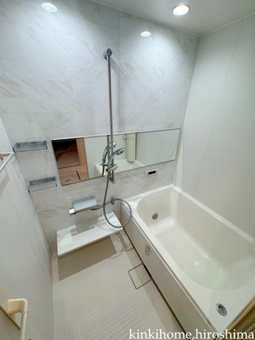 バス・シャワールーム