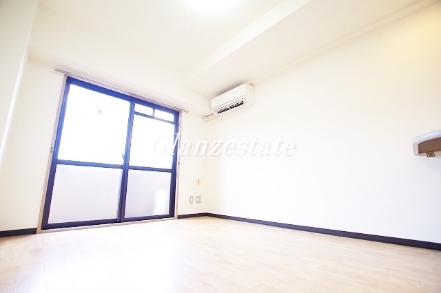 居室・リビング　☆広々としたリビング☆