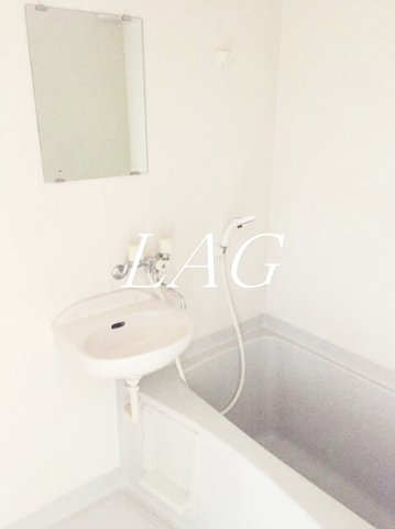 バス・シャワールーム　お風呂です。