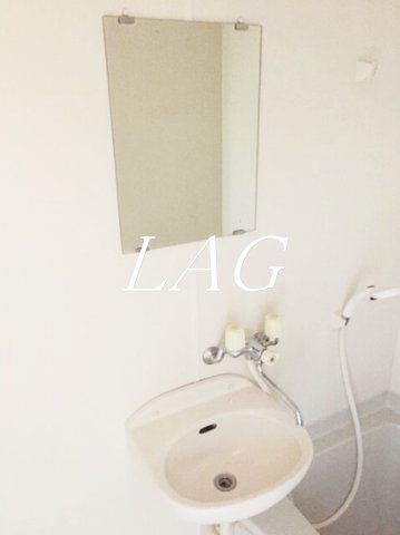 洗面設備　洗面台です。