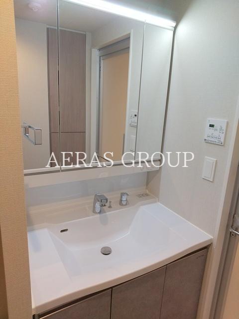 洗面設備　同仕様