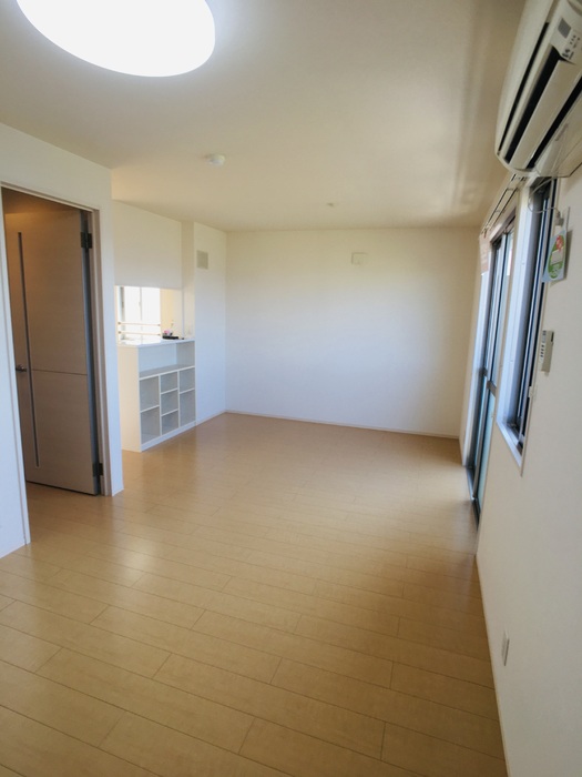 居室・リビング　リビング（照明、エアコン）