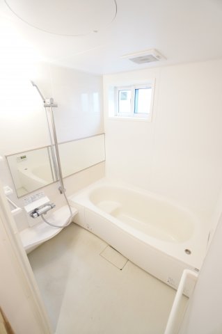 バス・シャワールーム　※同物件・同タイプの写真です。