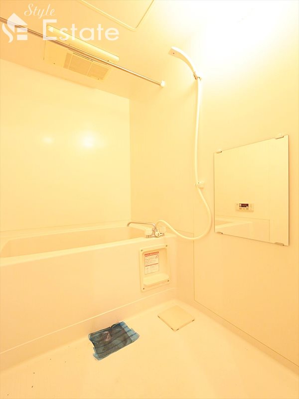 バス・シャワールーム　バスルーム