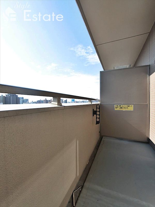 バルコニー　バルコニー