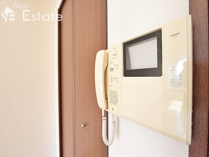 セキュリティ　モニター付きインターホン