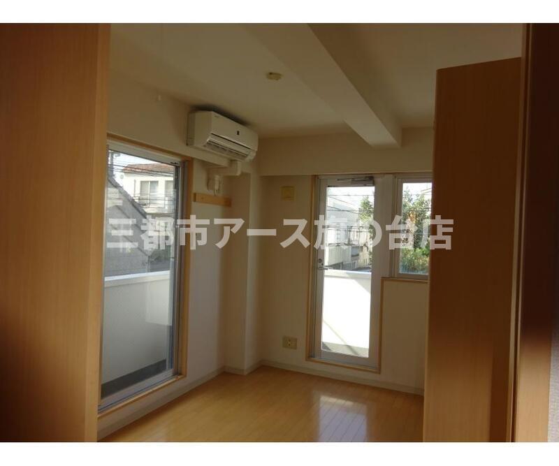 居室・リビング　グレースコート