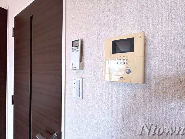 セキュリティ　モニター付きインターホンです
