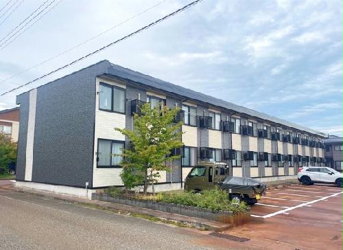 建物外観　2022年8月に外壁塗装いたしました。