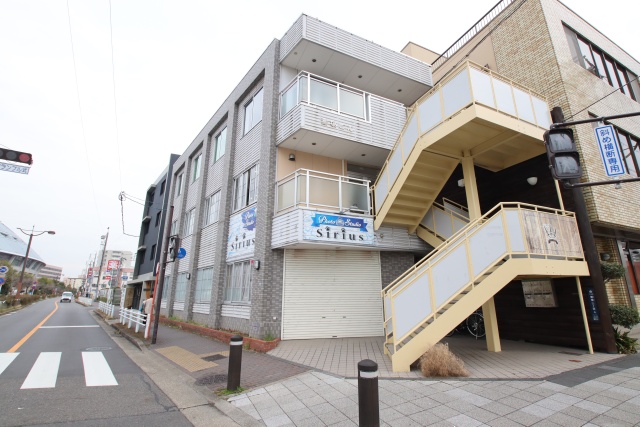 高校・高専　精華学園高等学校　名古屋校（高校・高専）まで1300m