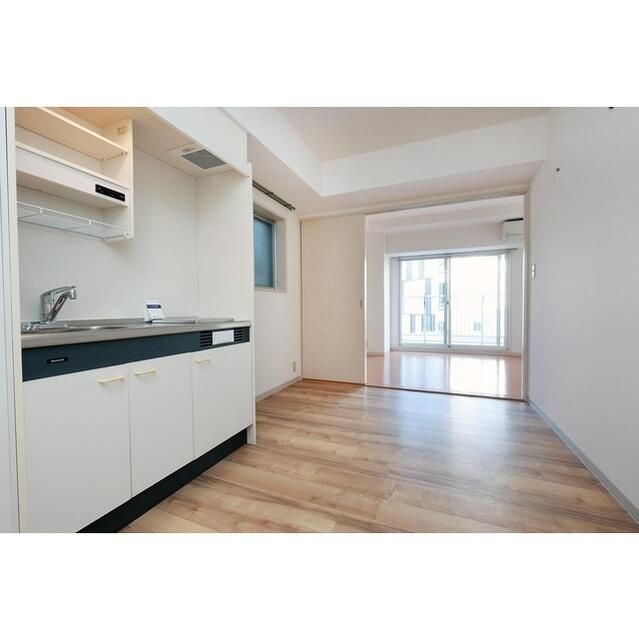 居室・リビング　※別部屋参考写真