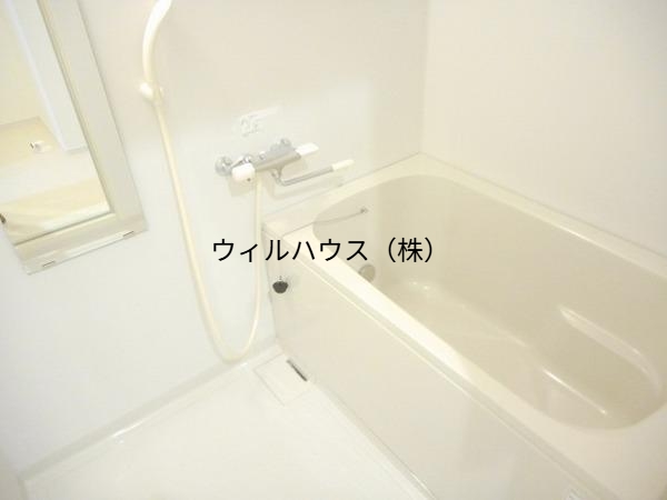 バス・シャワールーム　追い焚き付き！