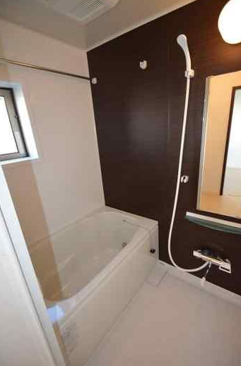 バス・シャワールーム　お風呂です