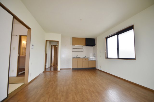 居室・リビング　ＬＤＫ１２帖