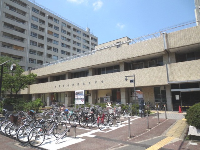 役所　山科区役所（役所）まで751m