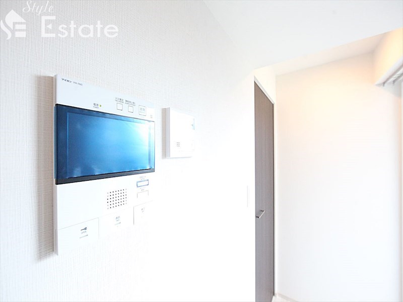 セキュリティ　モニター付きインターホン