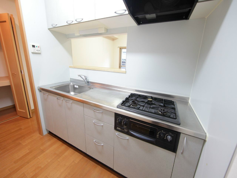 キッチン　カウンターキッチン　3口ガスコンロ　グリル付