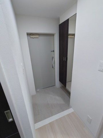 玄関　★見学予約受付中★