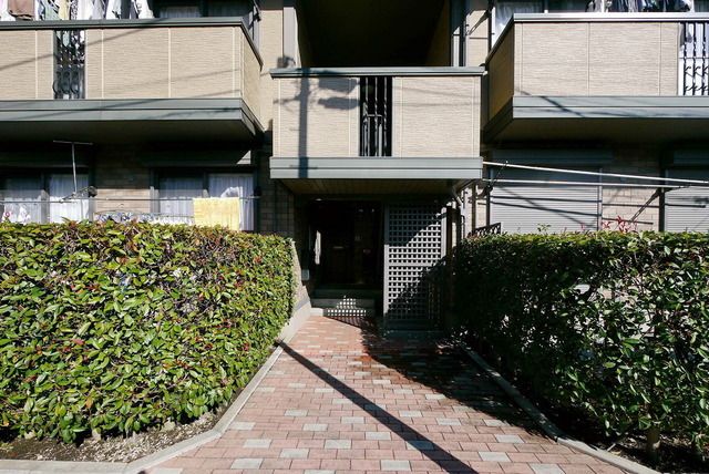 エントランス　エントランス