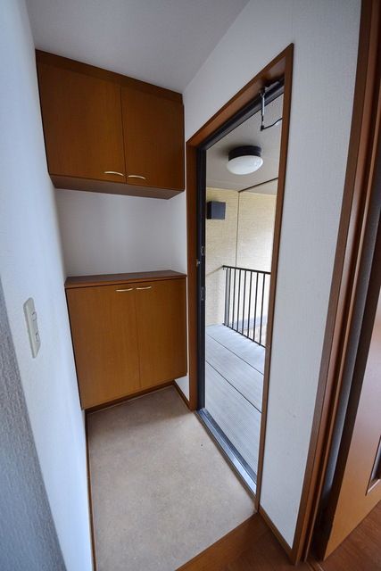 玄関　シューズボックス