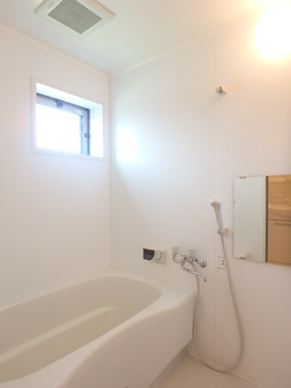 バス・シャワールーム　図面と現状に相違がある場合には現状を優先