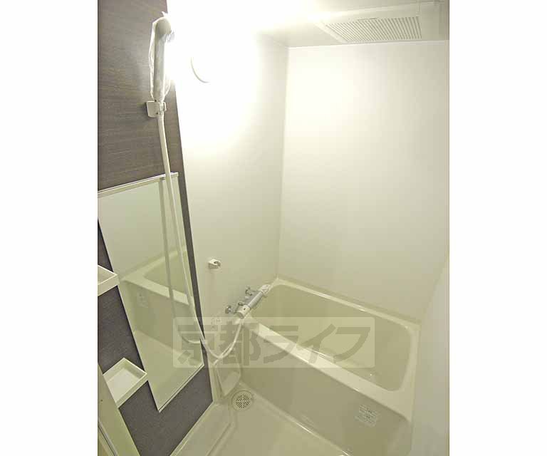 バス・シャワールーム　ゆったりとお風呂につかれますね。