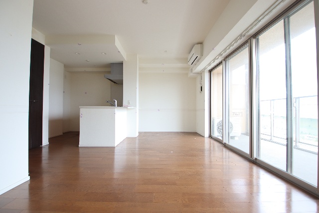 居室・リビング　※別室の参考写真の為、現況優先です。