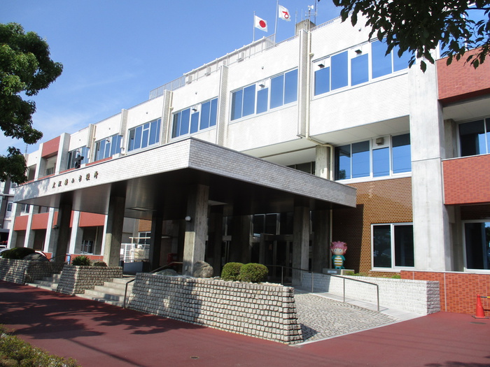 役所　市役所（役所）まで1360m