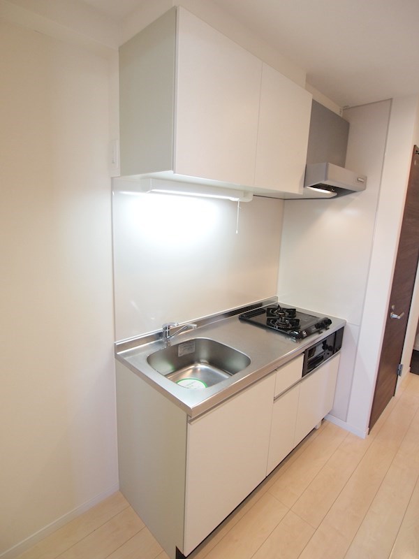 キッチン　2口コンロ・グリル付きです。