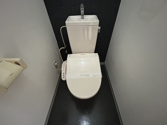 トイレ　※別部屋の写真です