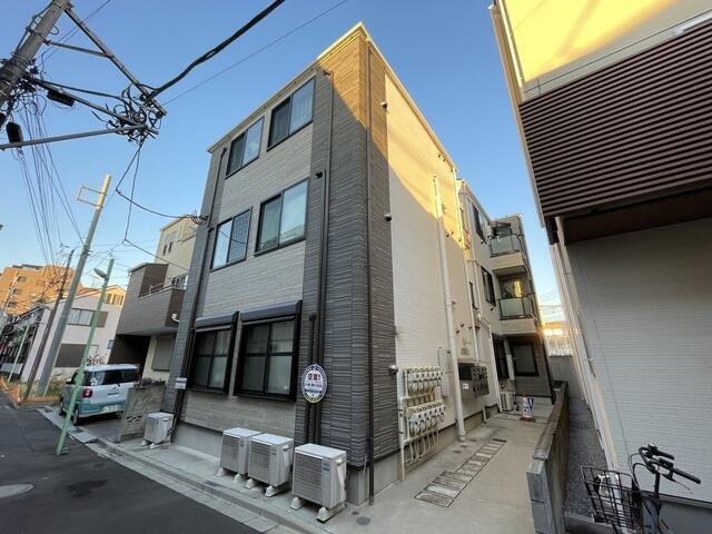 建物外観　?