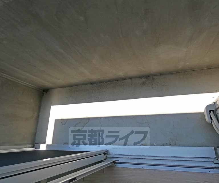 バルコニー　バルコニです