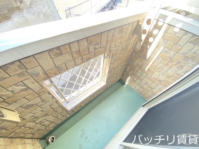 バルコニー　類似写真使用のため、現状優先。