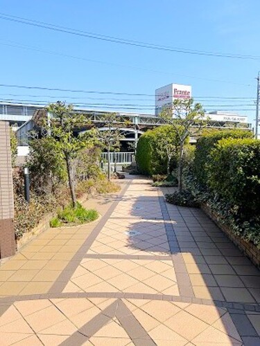 エントランス　エントランスアプローチ