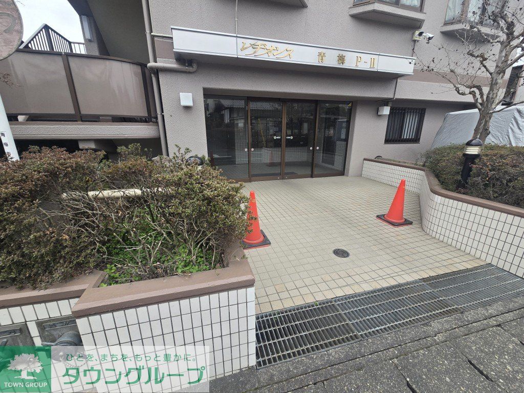 エントランス　エントランス
