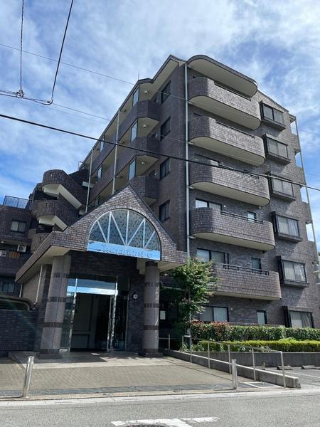 建物外観　陽当たりの良い建物です