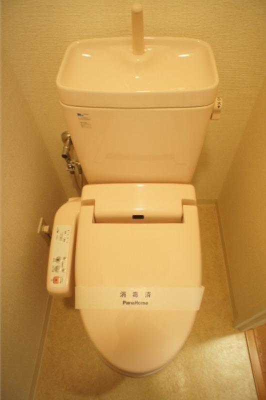トイレ　図面と現状に相違がある場合には現状を優先