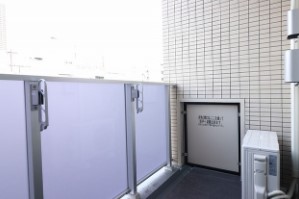 バルコニー　バルコニー