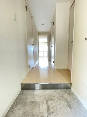 玄関　詳細は、RISUMO江坂本店→06-6155-7137まで♪