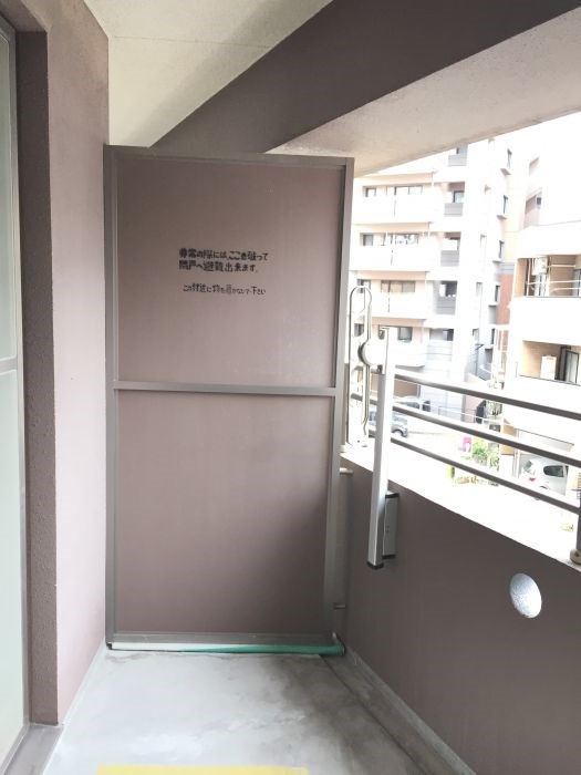 バルコニー　※同物件別部屋参考画像