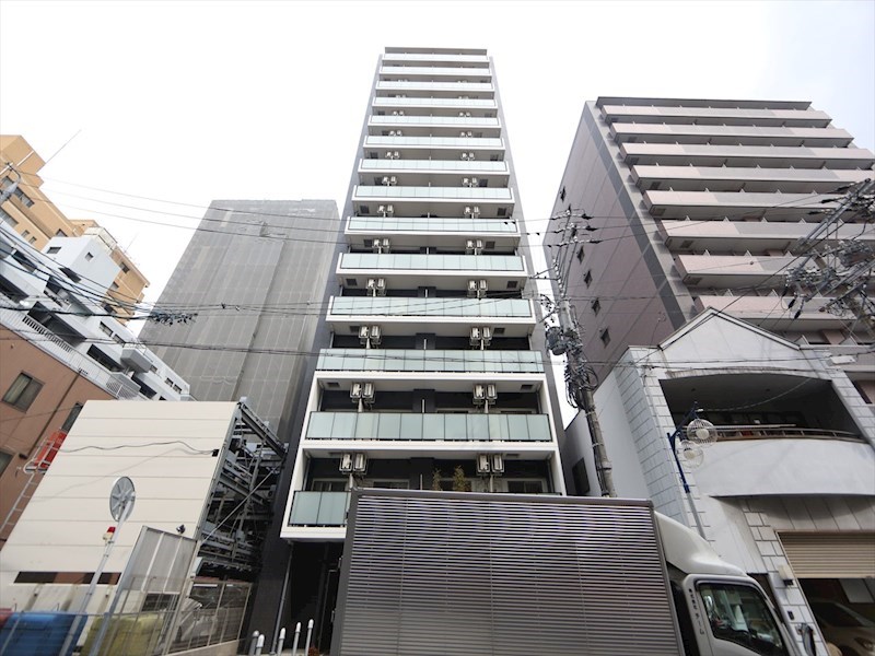 建物外観　外観　オートロック　宅配ＢＯＸ　防犯カメラ　分譲賃貸