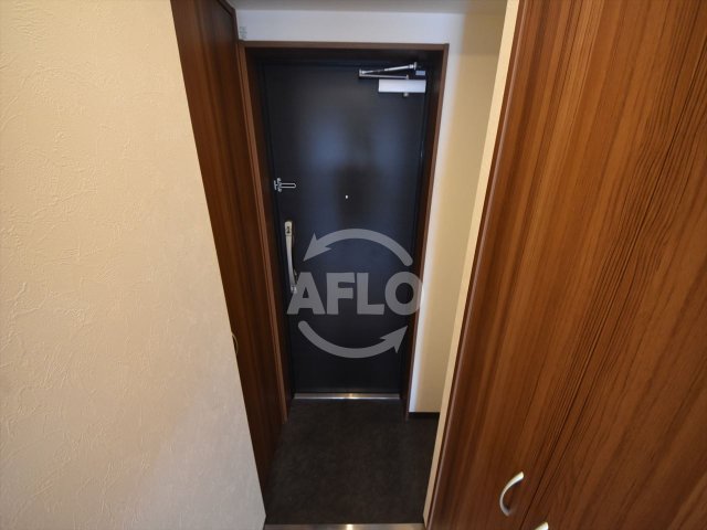 玄関　ファーストフィオーレ京橋パークフロント　玄関