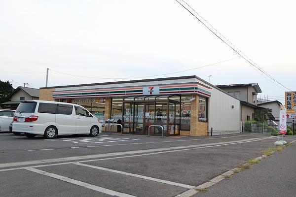セブンイレブン谷内佐渡店（コンビニ）まで550m