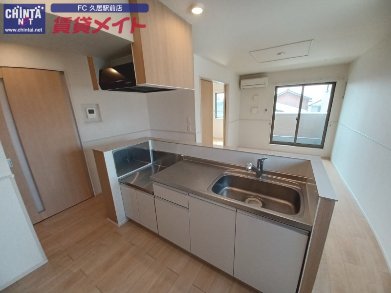 キッチン　同タイプの部屋写真です